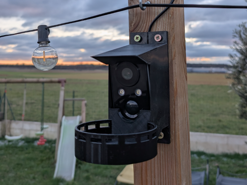 Mangeoire oiseaux support caméra DF220