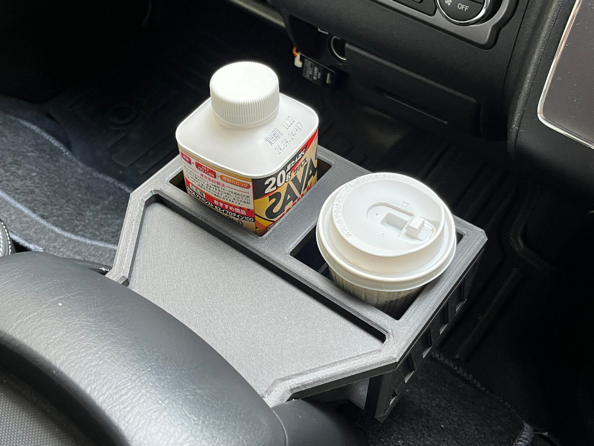 Toyota HIACE Drink Holder