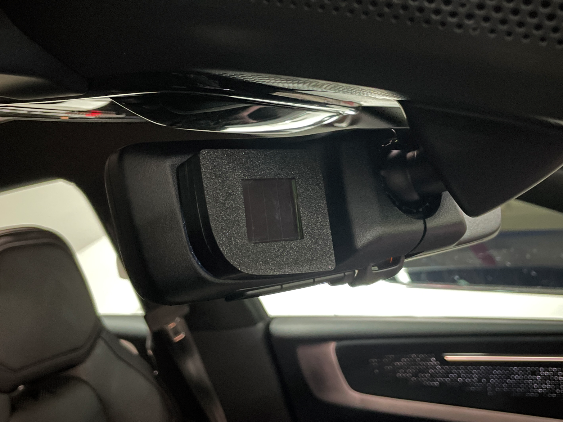 Polestar 4 Anti-Dimming Light(사이드미러 디밍 방지 라이트)