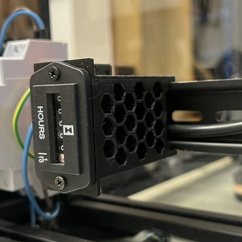 Hour Meter DIN Rail Mount (for RatRig VCore)