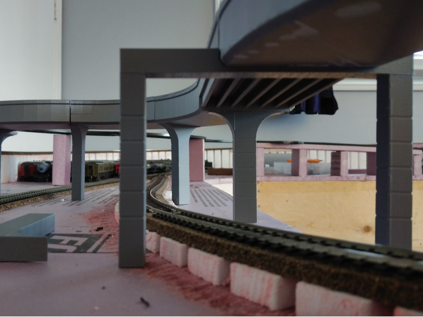 Slot car overpass system and bridge