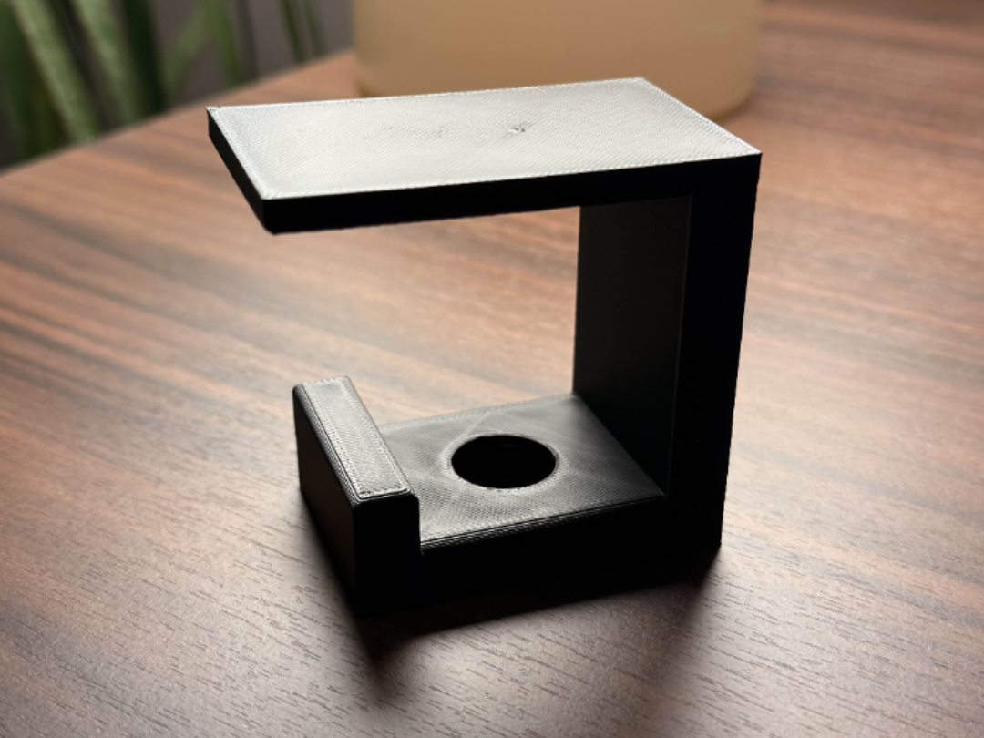 Headphonehook deskmounted