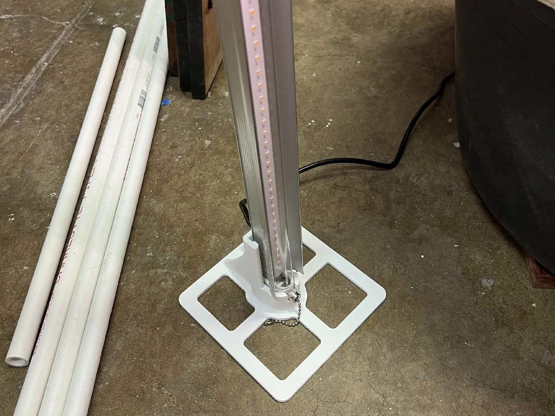 Light Stand --- Remix for Lowes Grow Light