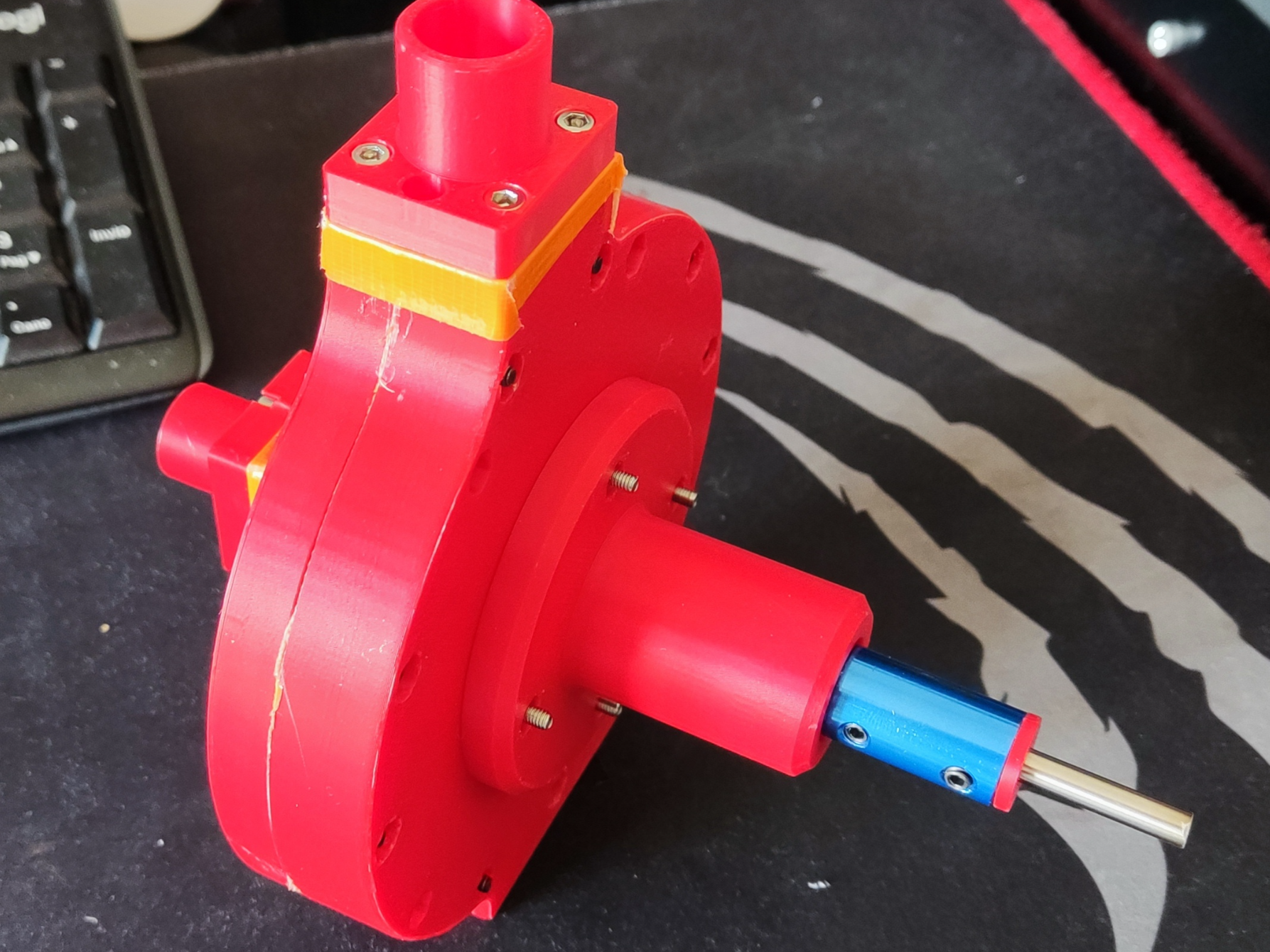 SMALL CENTRIFUHAL PIUMP  775 MOTOR