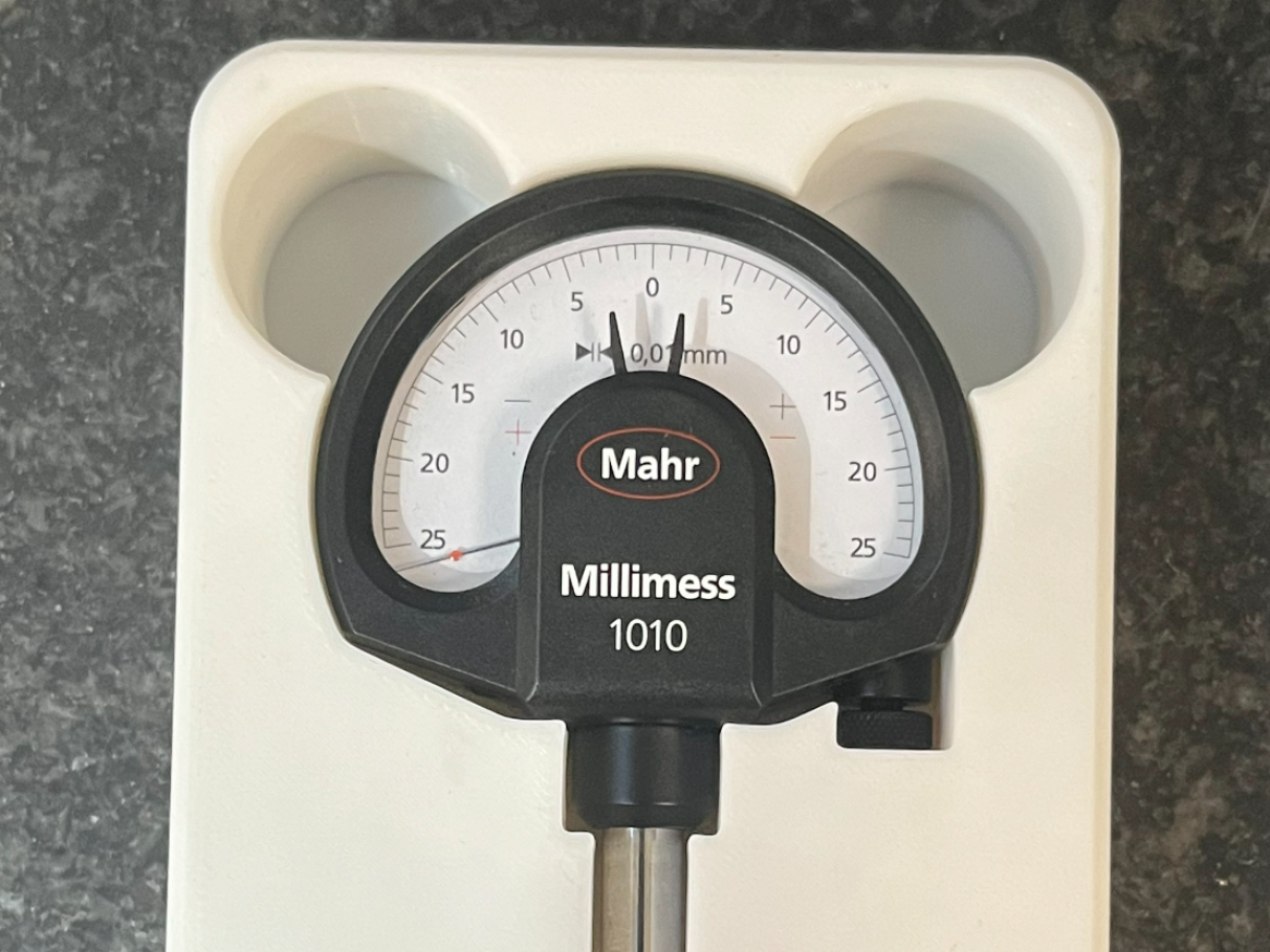 Mahr Messuhr - Box
