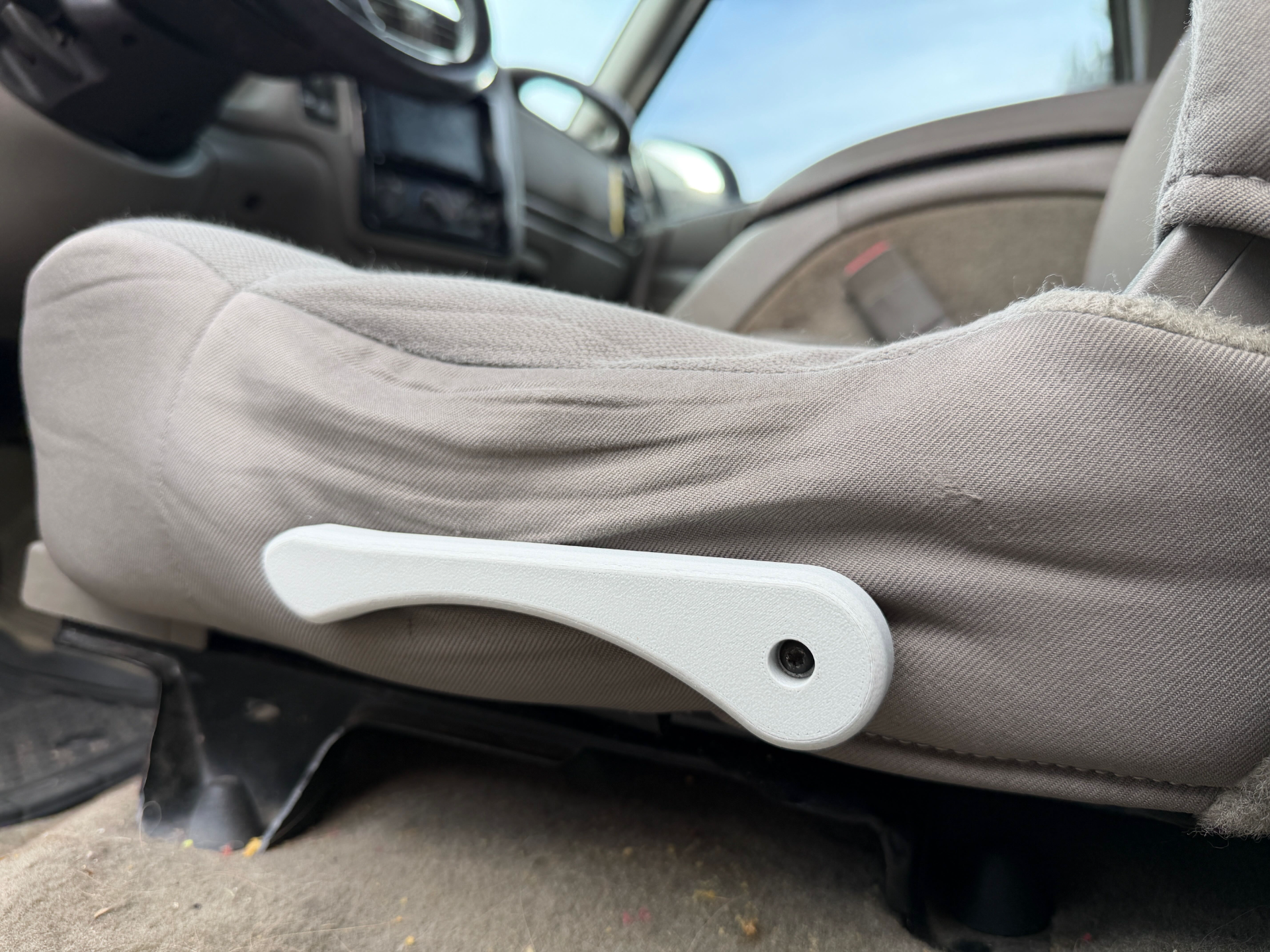 1998-2005 Chevy Blazer seat reclining handles