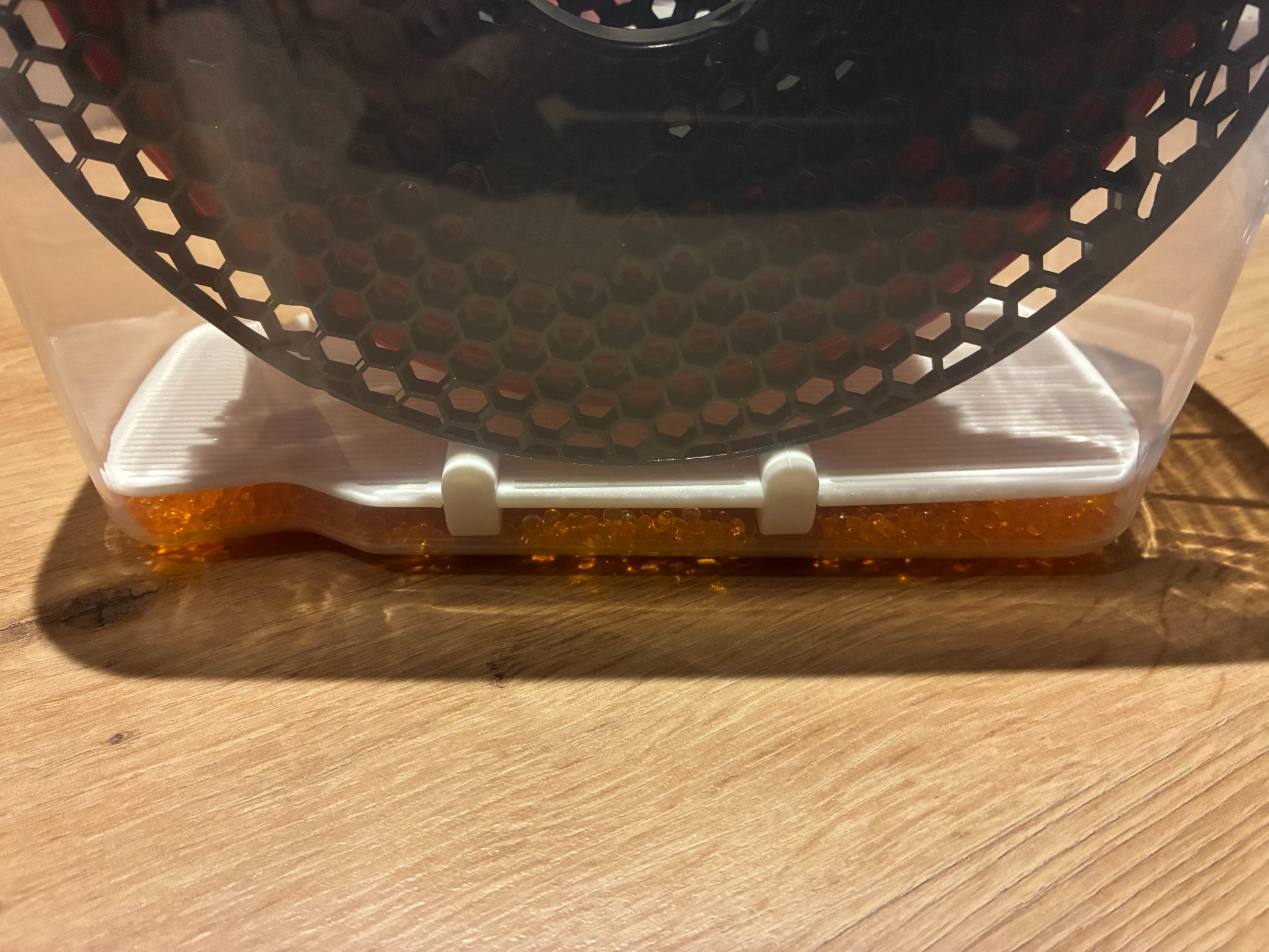 Filament Spool Stand with a Separation Floor