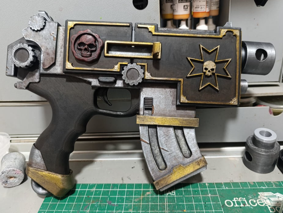Wh40k Bolter