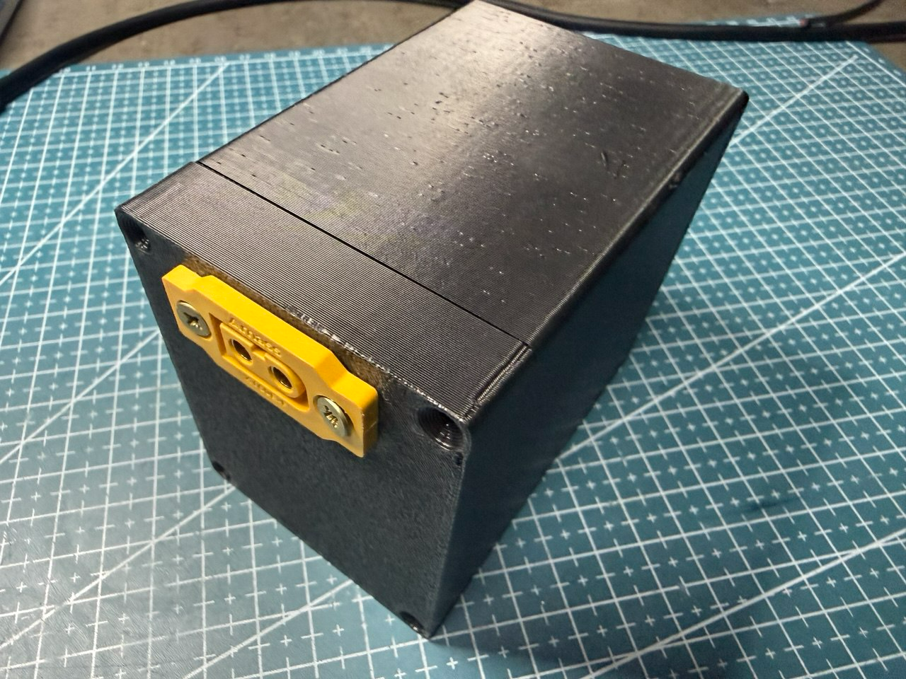 Compact 26700 Battery Pack Enclosure