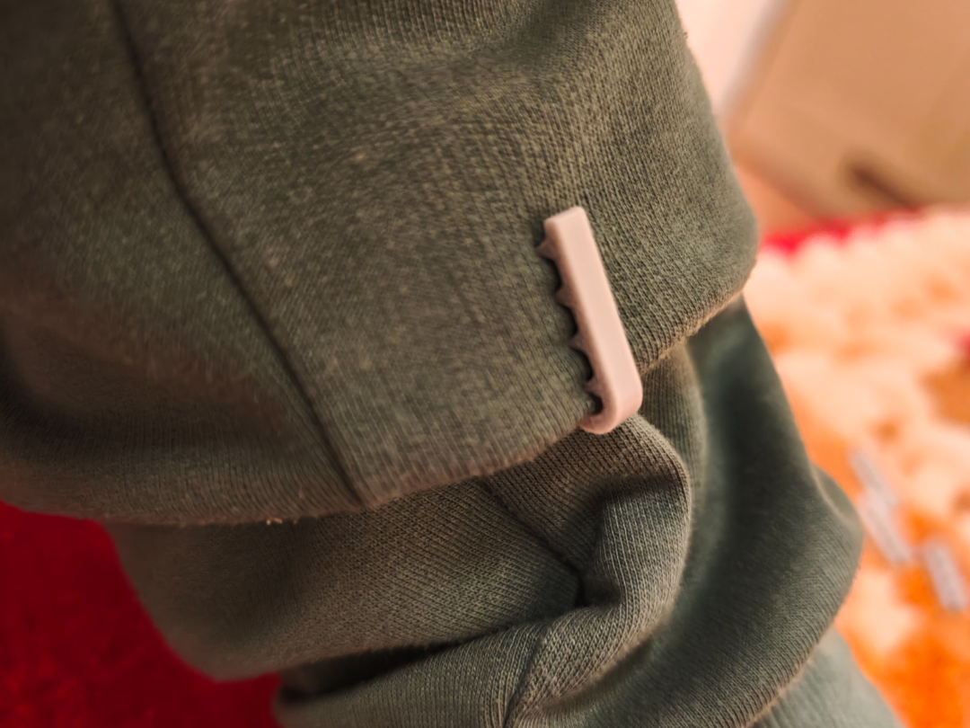 Pants clip