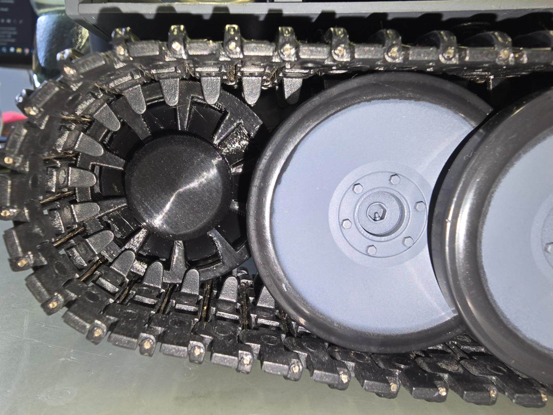 Tiger 1 1:16 Idler wheel