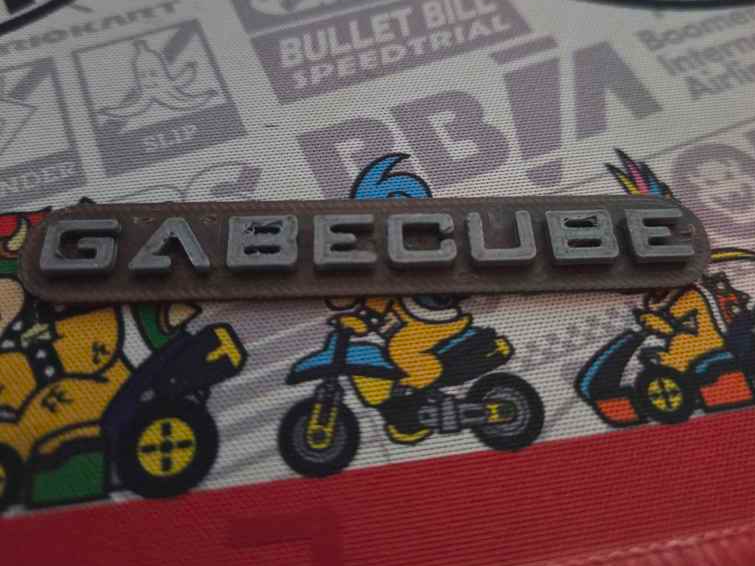 Gabecube Plaque