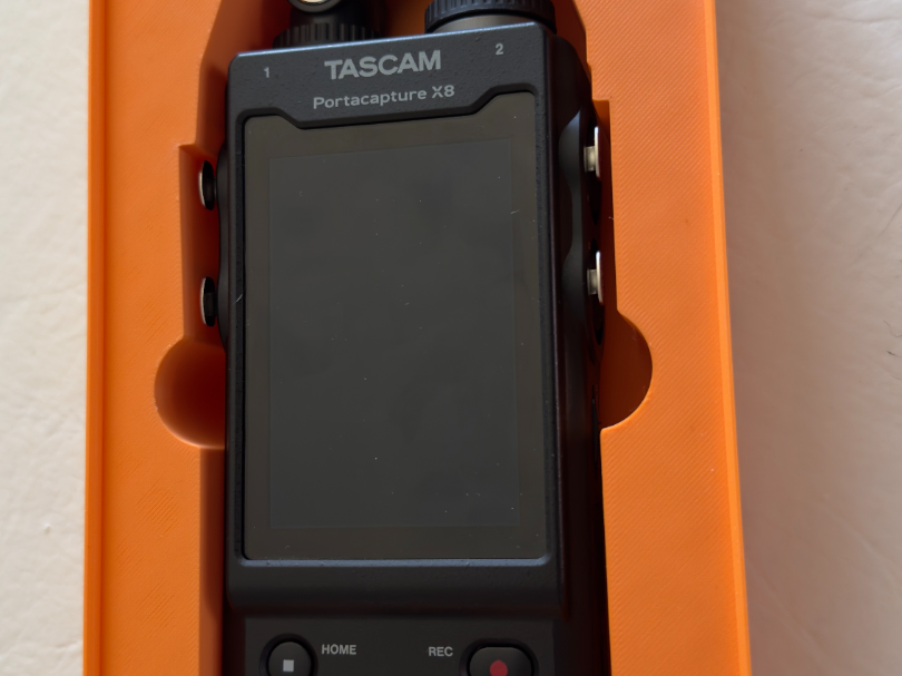 Gridfinity Bin for Tascam Portacapture X8