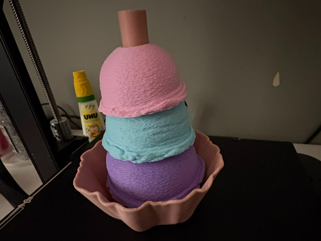 Ice cream stacking toy