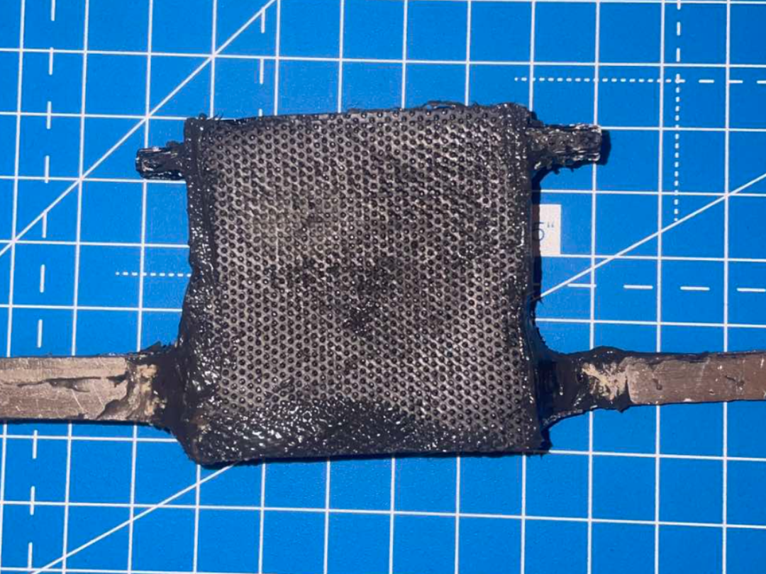 Split hydrogen/oxygen generator cell