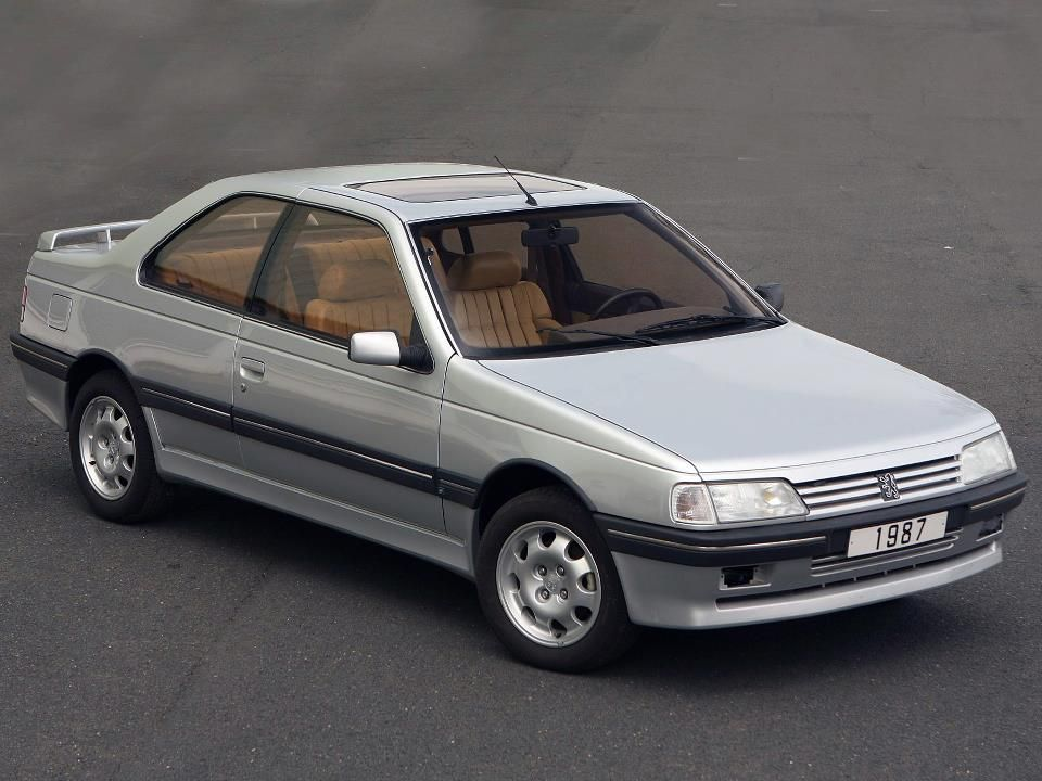 Peugeot 405 (1990 French Car) - 3D Model
