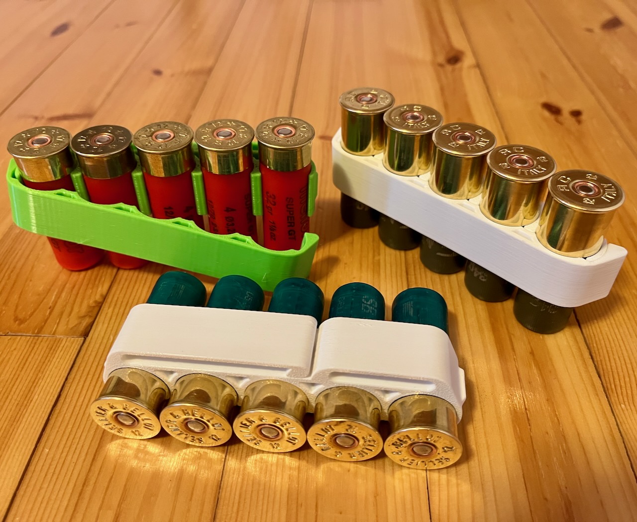 Shotgun shell holder with belt/molle/pals support