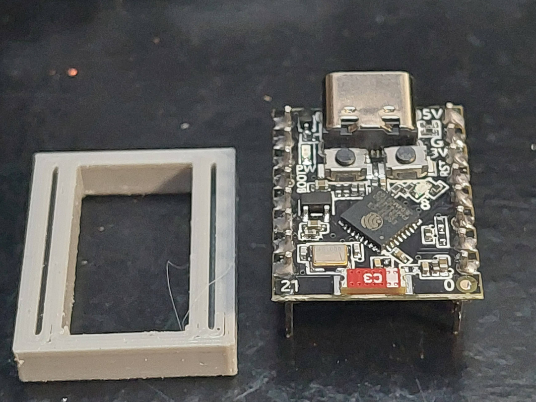 ESP32-C3 mini holder
