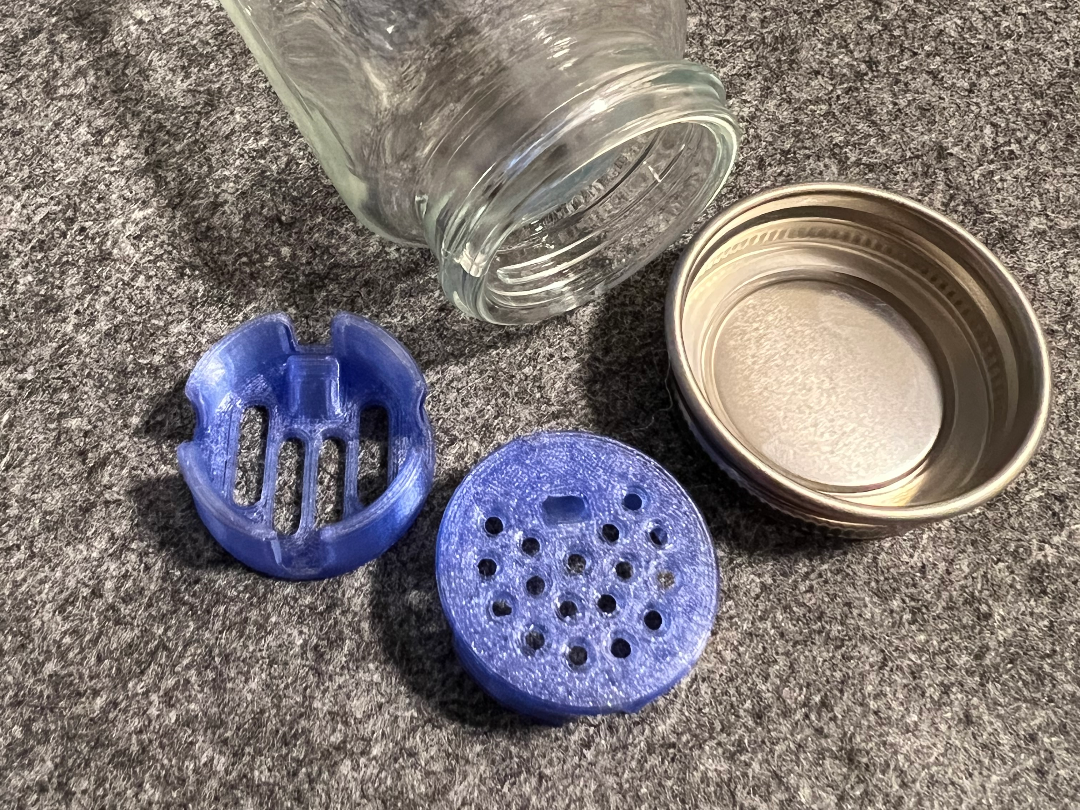 Ikea Guldfisk strainer for spices
