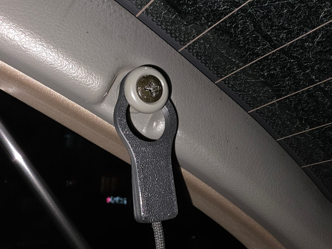 Chevrolet Rezzo/Tacuma parcel shelf hook