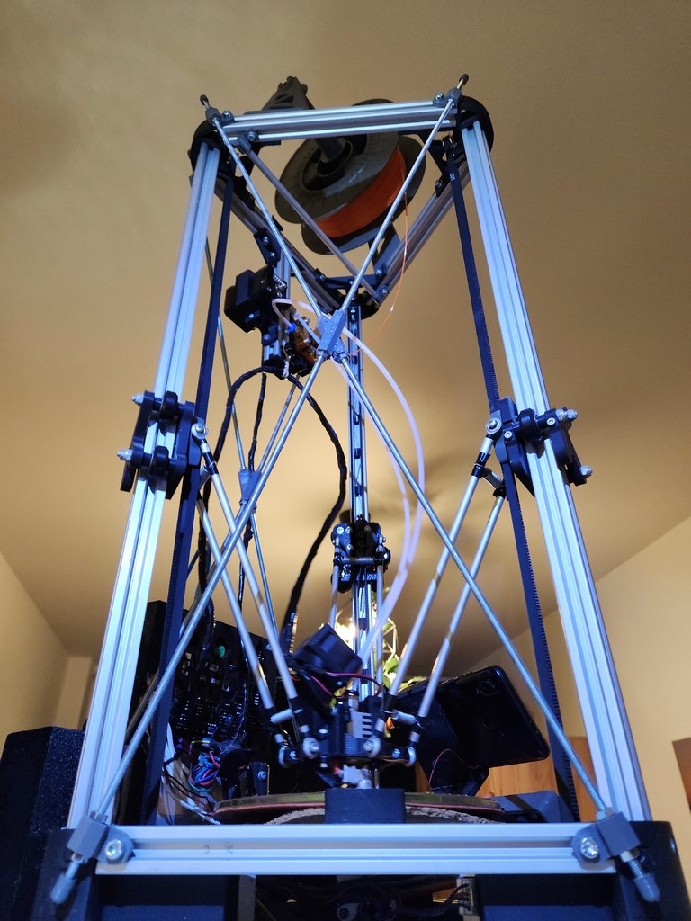 Kossel-like delta 3d printer support rods