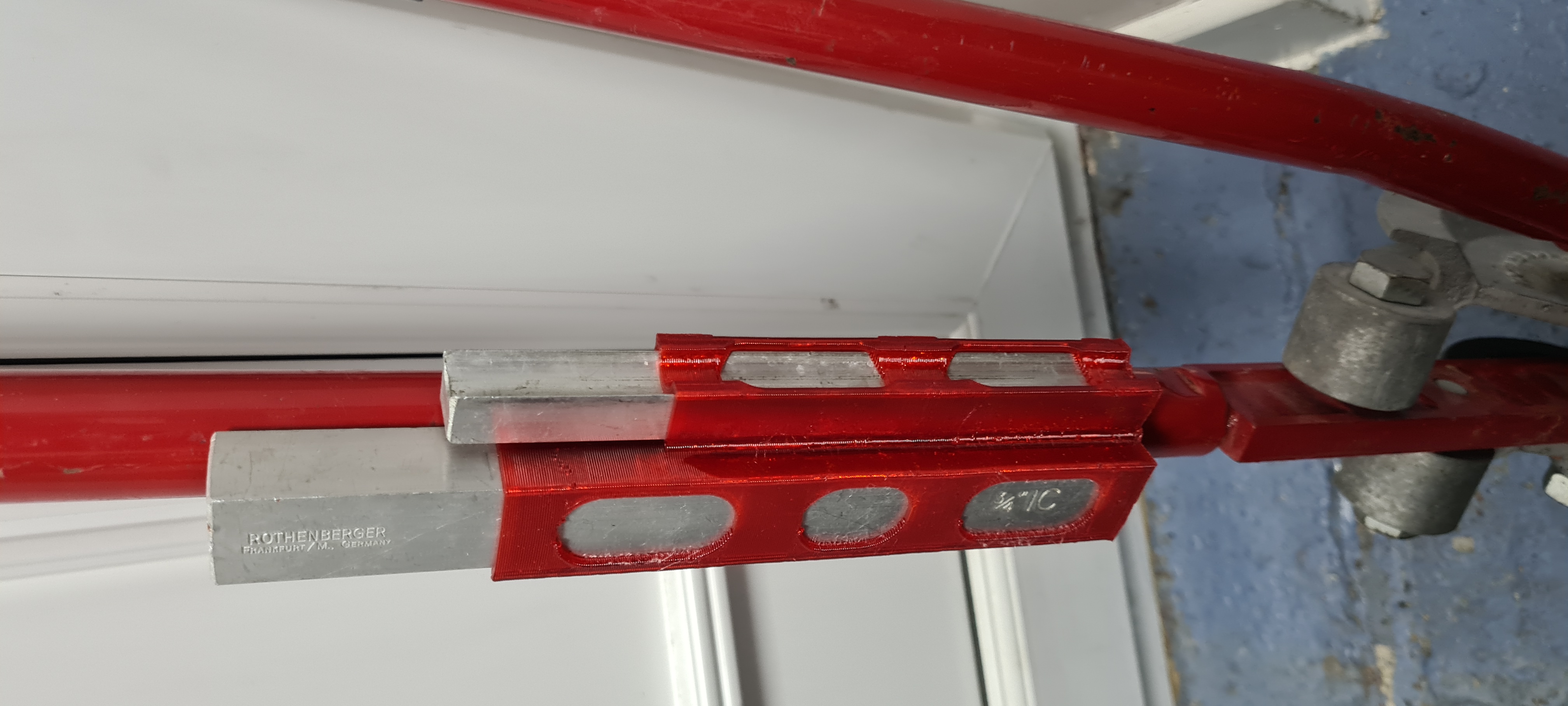 Pipe bender tool holder