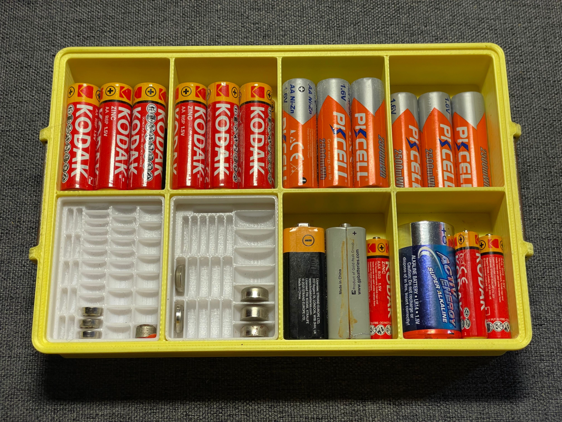 storage box button cell AAA AA C 9v battery holder
