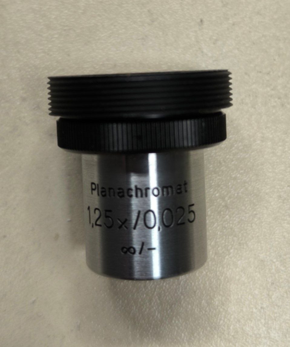 Carl Zeiss Jena objective from M19x0.75 to M27