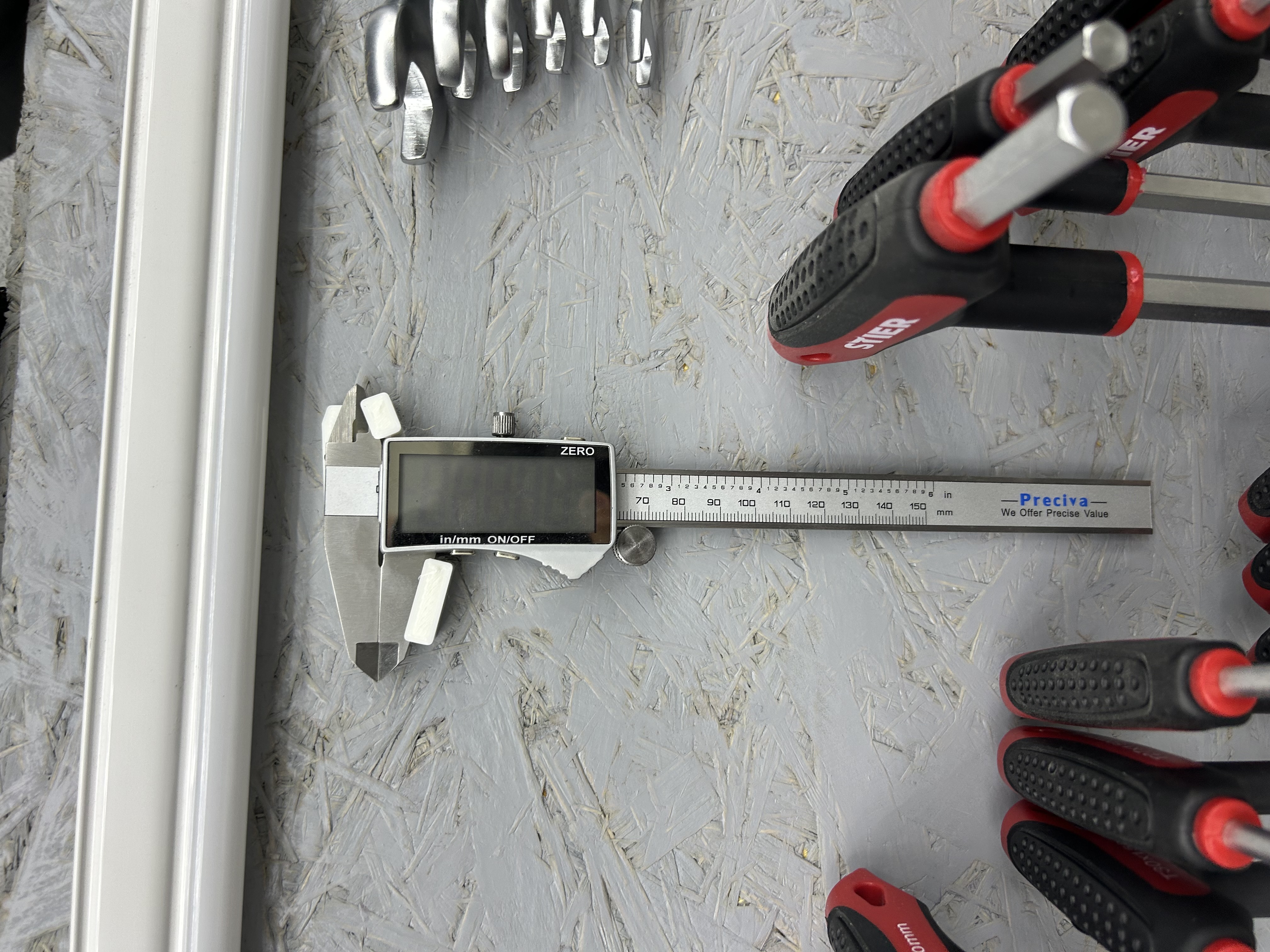 Preciva caliper wall mount