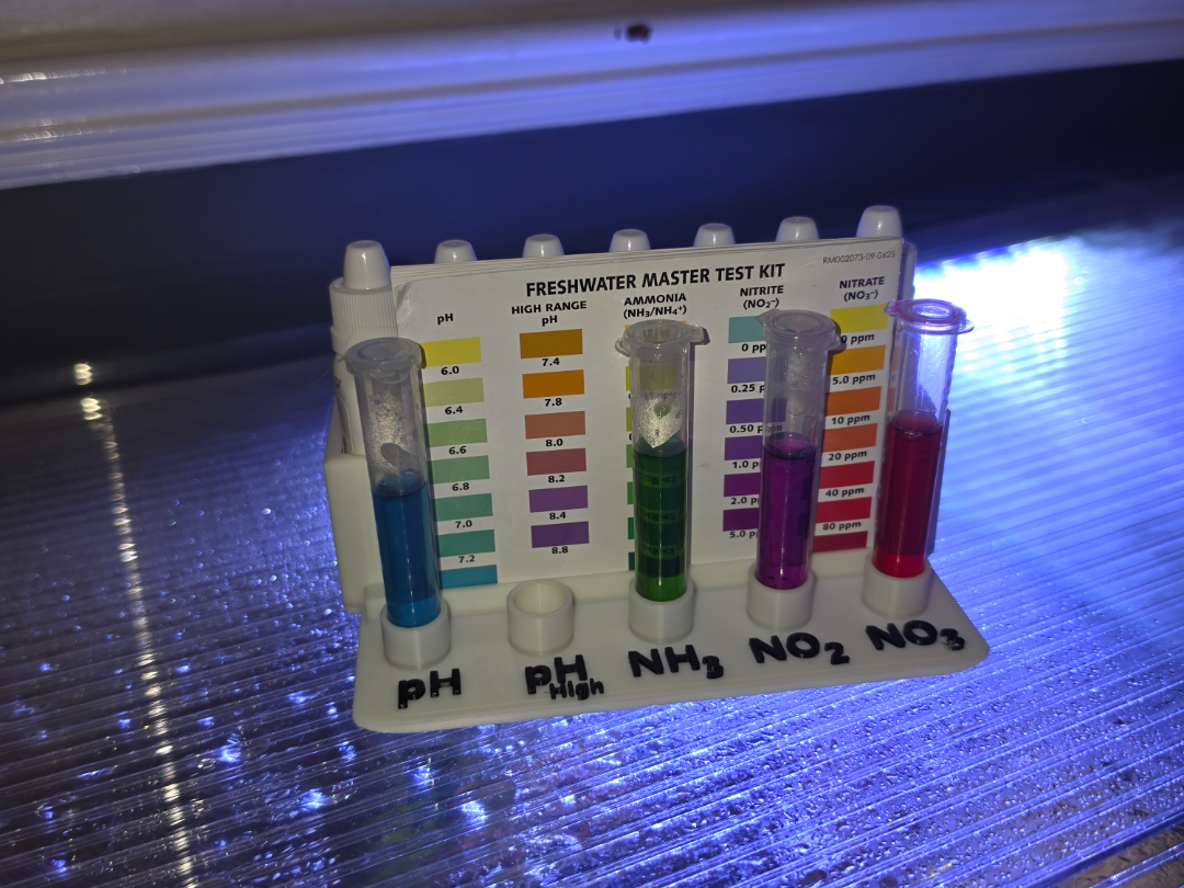 API Master Freshwater Test Kit Holder