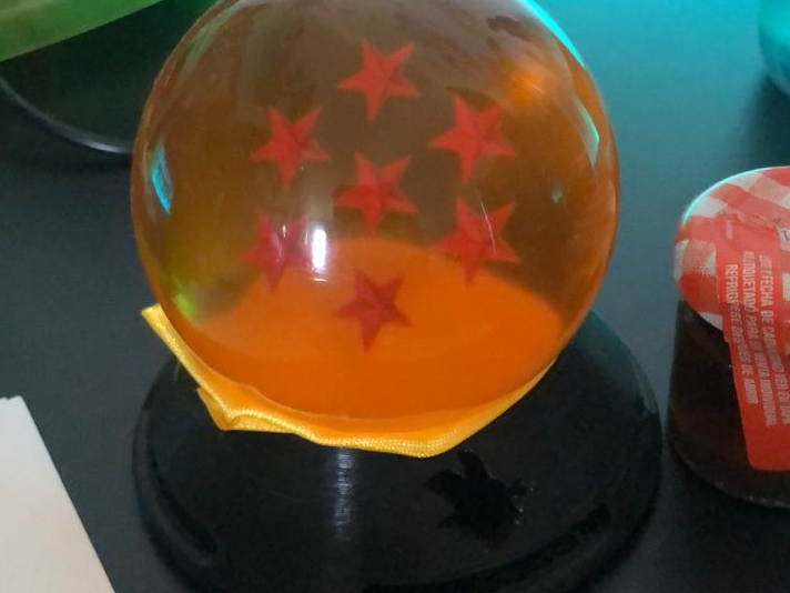 Base para esfera de dragon ball con iluminación
