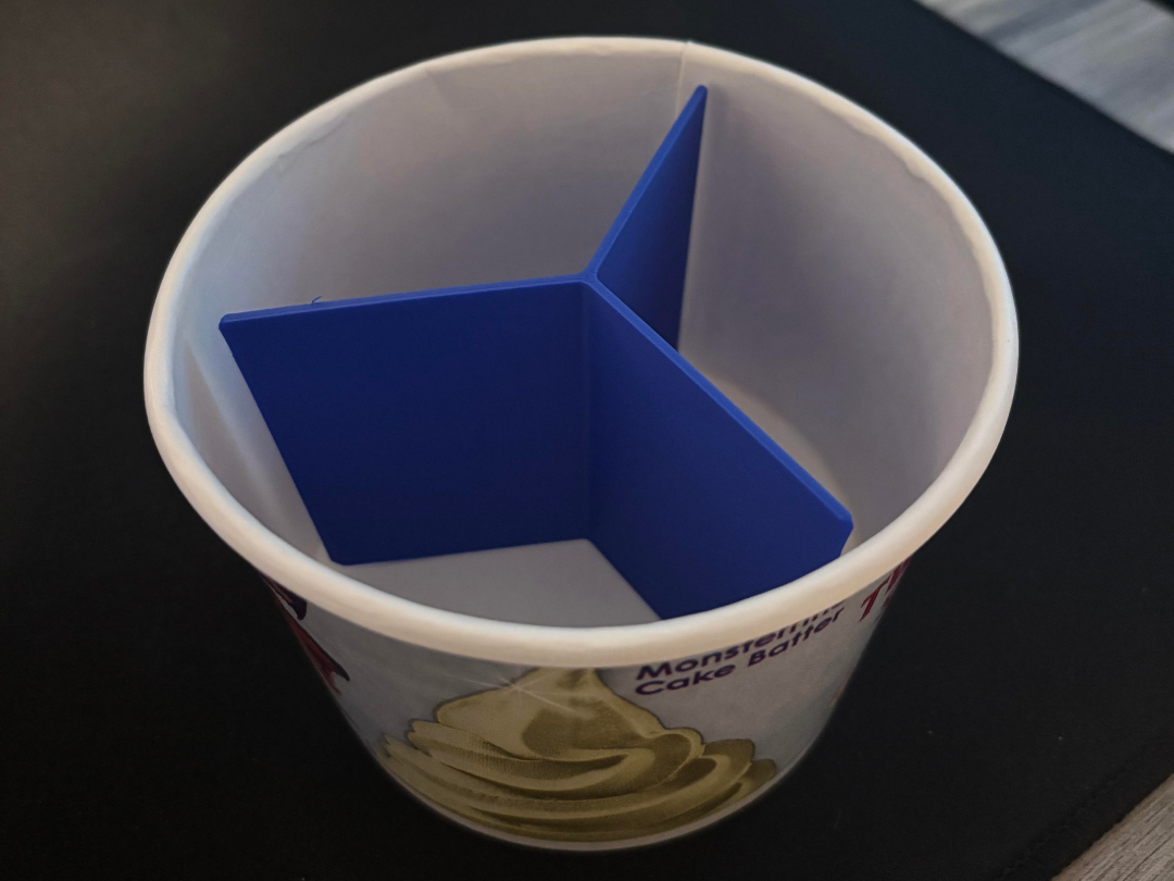 Frozen Yogurt Divider