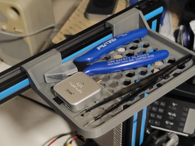 V-slot bestagon shelf