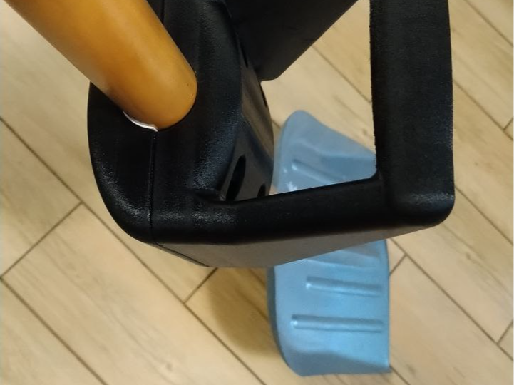 Built-to-last dia40mm ergonomic add-on shovel grip