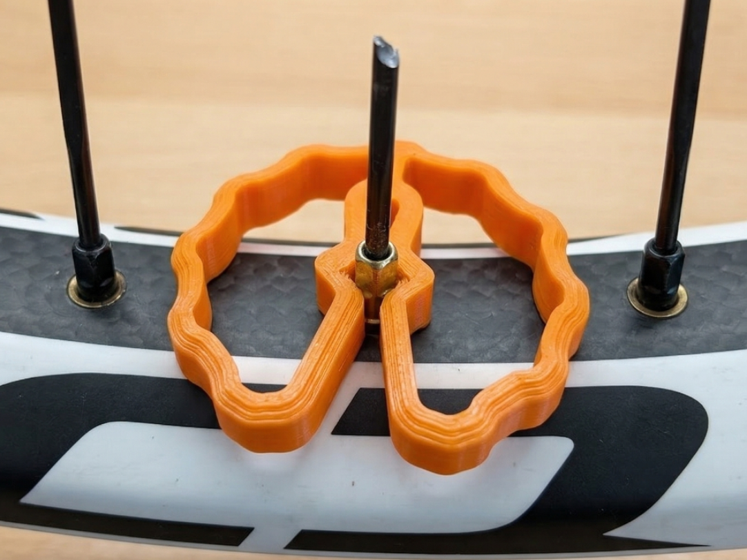 Spoke Nipple Clamp (for spoke replacement)