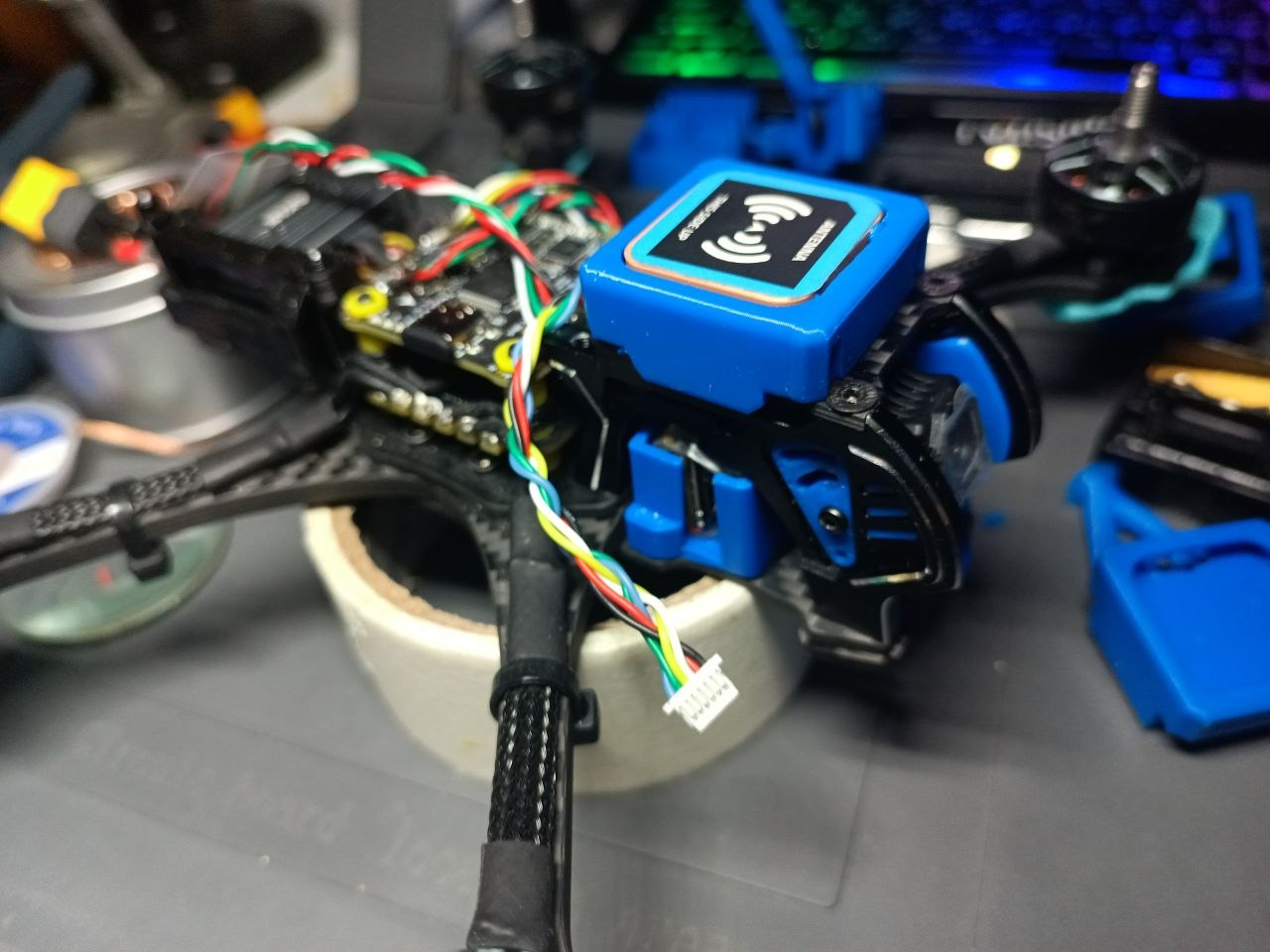 Mark 5 — Bottom Load GPS Mount (GE-M1025-DQ)