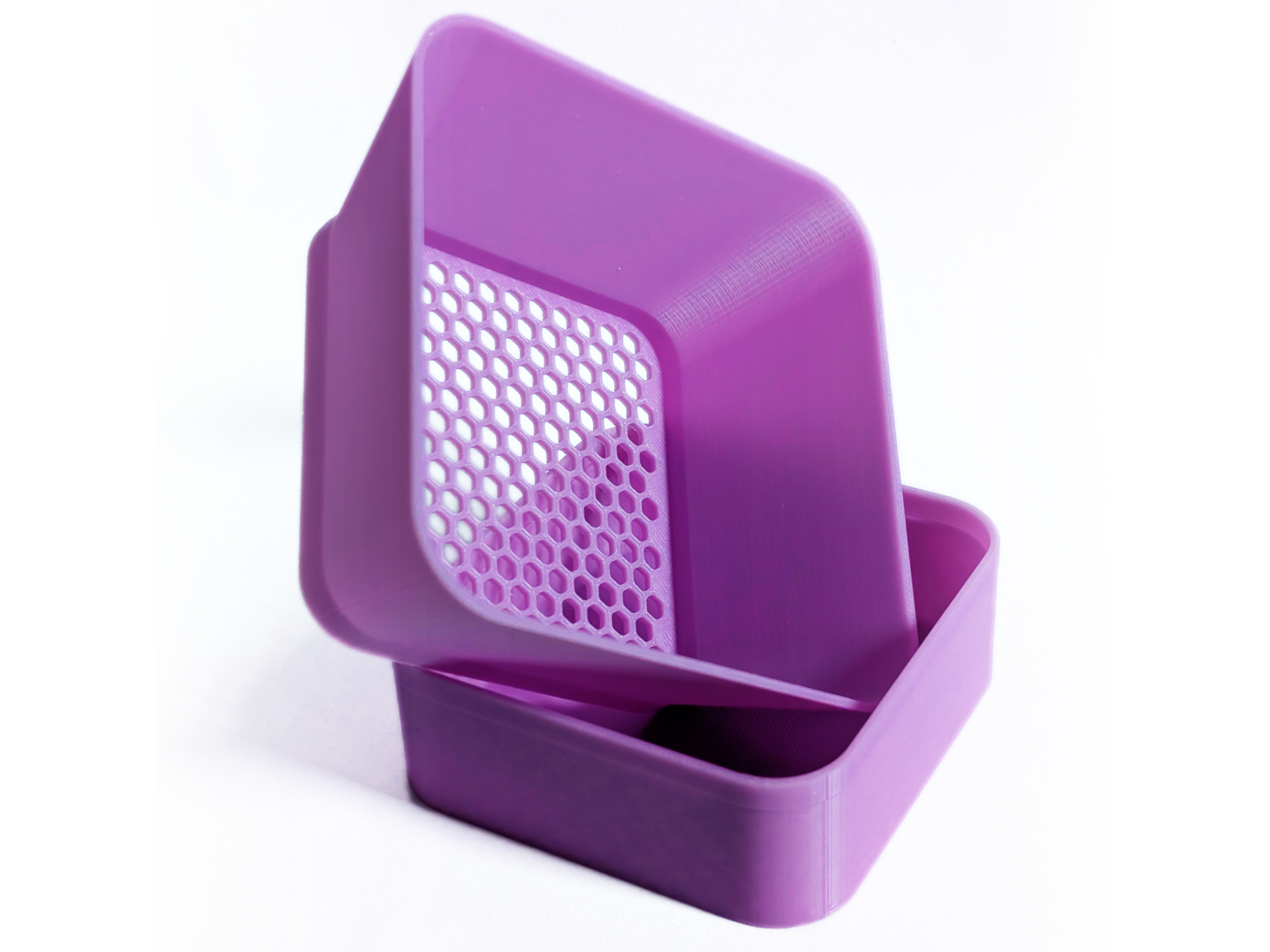 Parametric Soil Sifter and Catch Tray