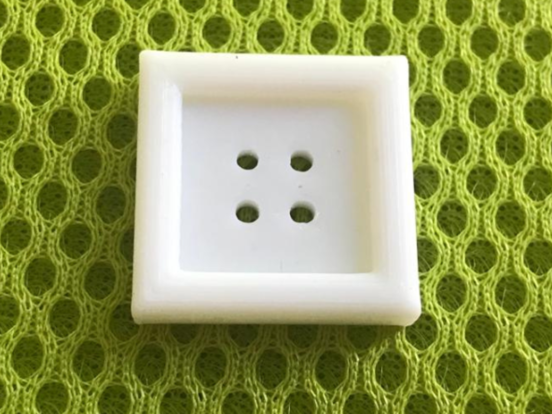square shirt button