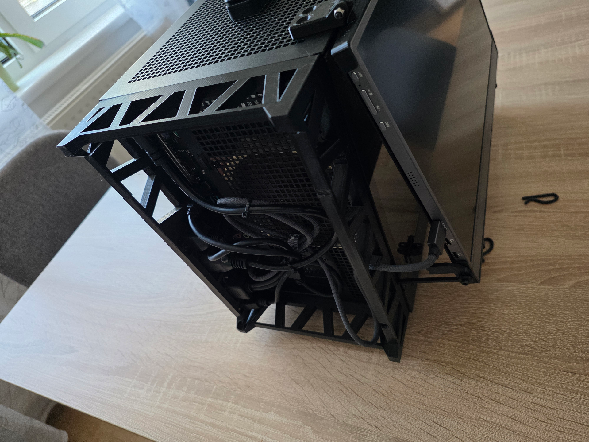 Deepcool CH160 Plus Vetical stand