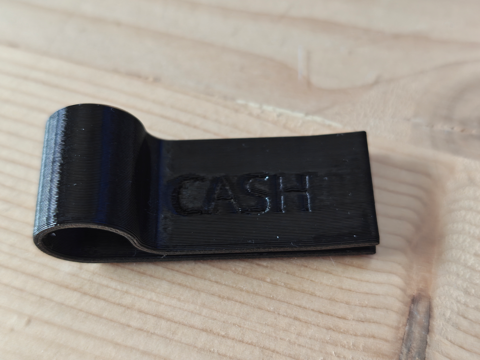 Minimal Clip Cash