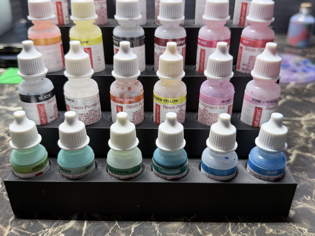 Pigment Stand