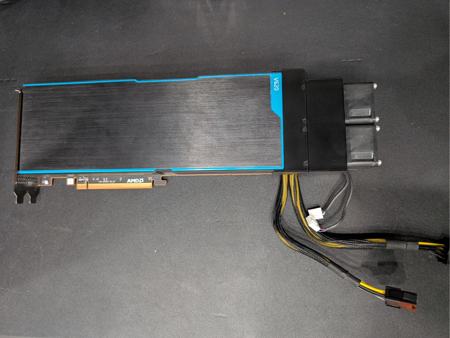 AMD V340 V520 V620 MI25 MI50 MI60 MI100 MI210 Fan