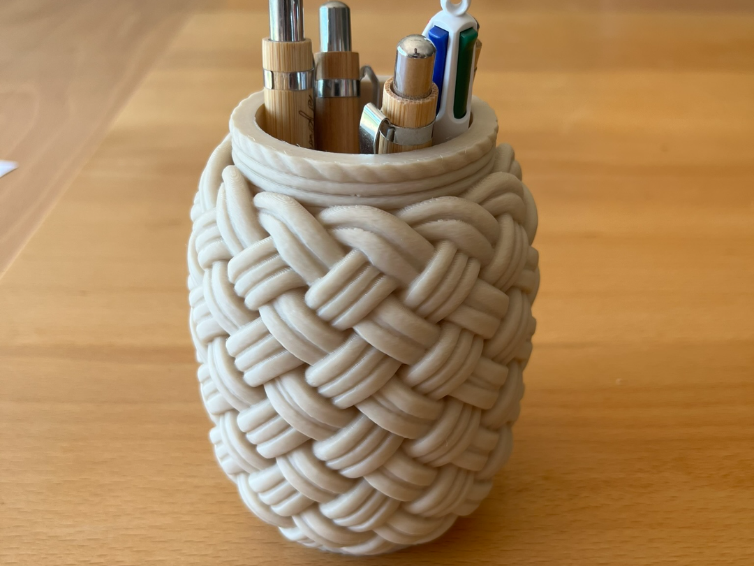 Braided Pot – Pencil Holder / Decorative Vase
