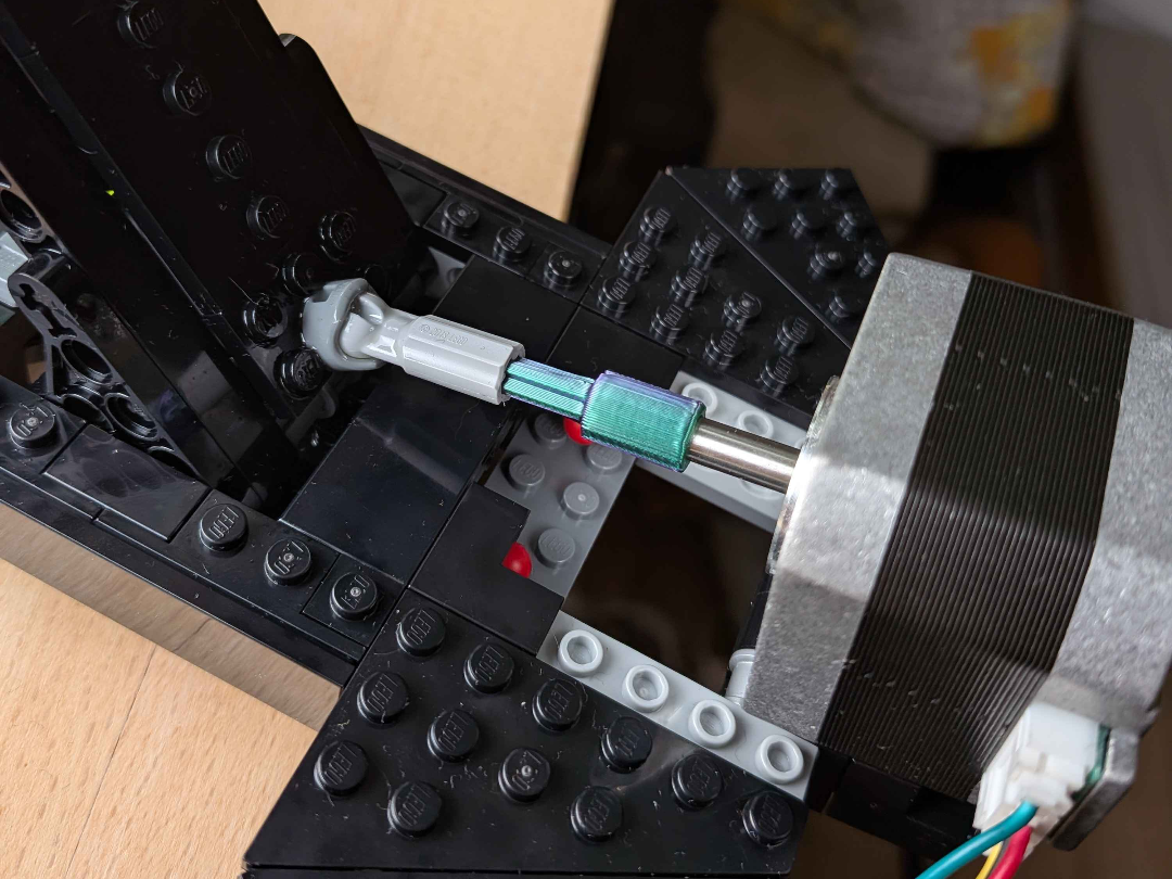 LegoTechnic to stepper adapter