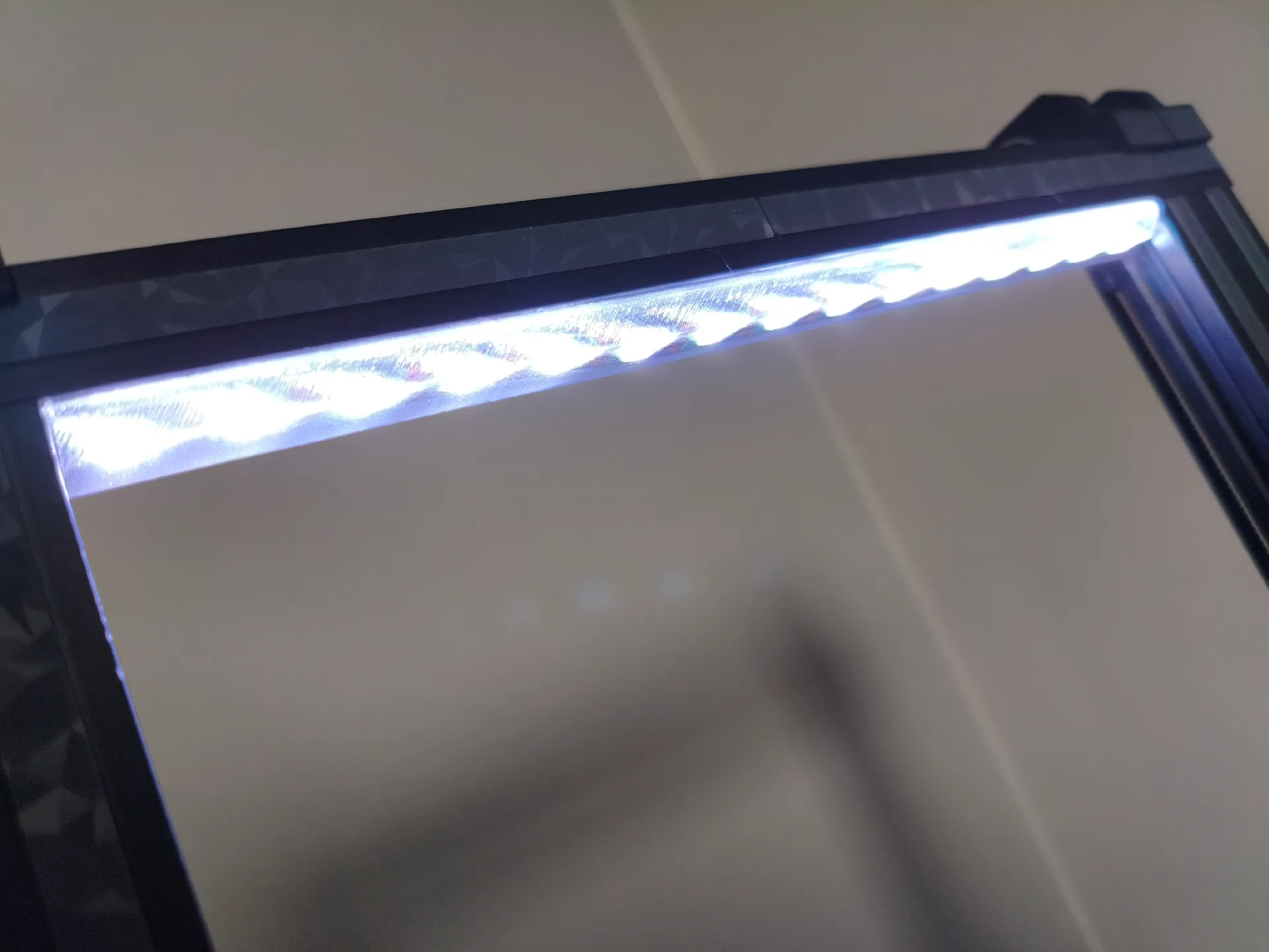 V-Slot LED NeoPixel diffuser