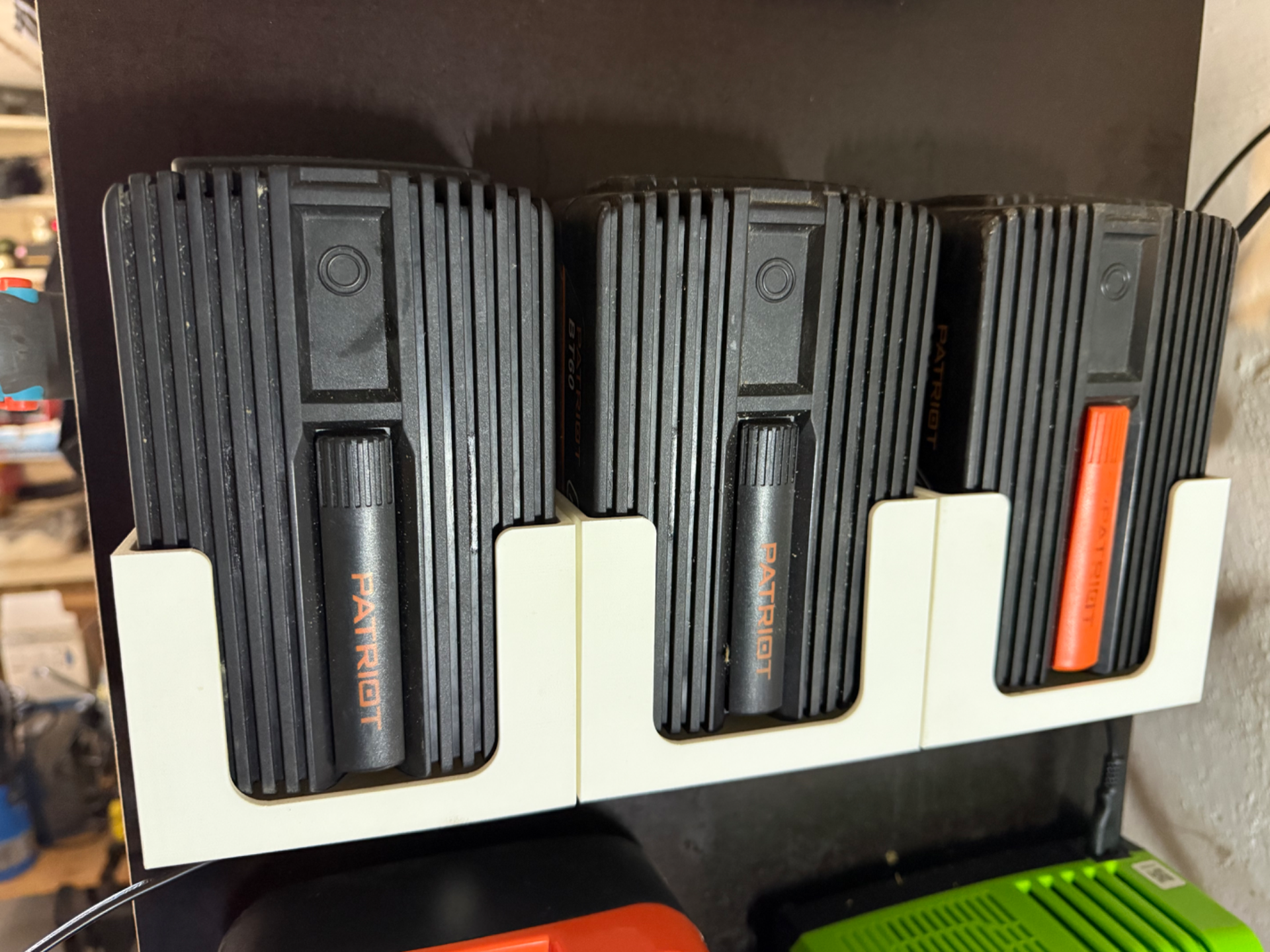 Battery holder for Mountfield Patriot