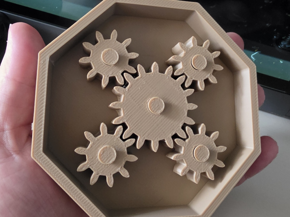 Kinetic Planetary Gear Fidget —  no supports