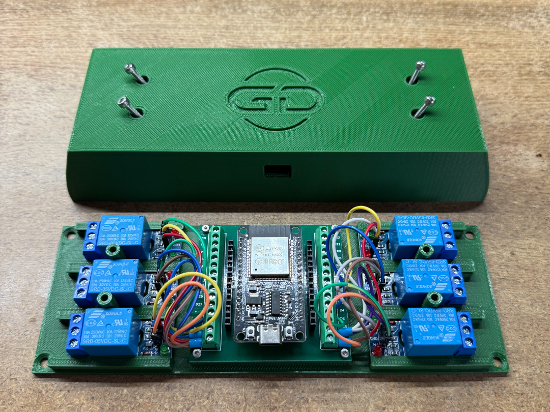 ESP 32 - Relais Holder