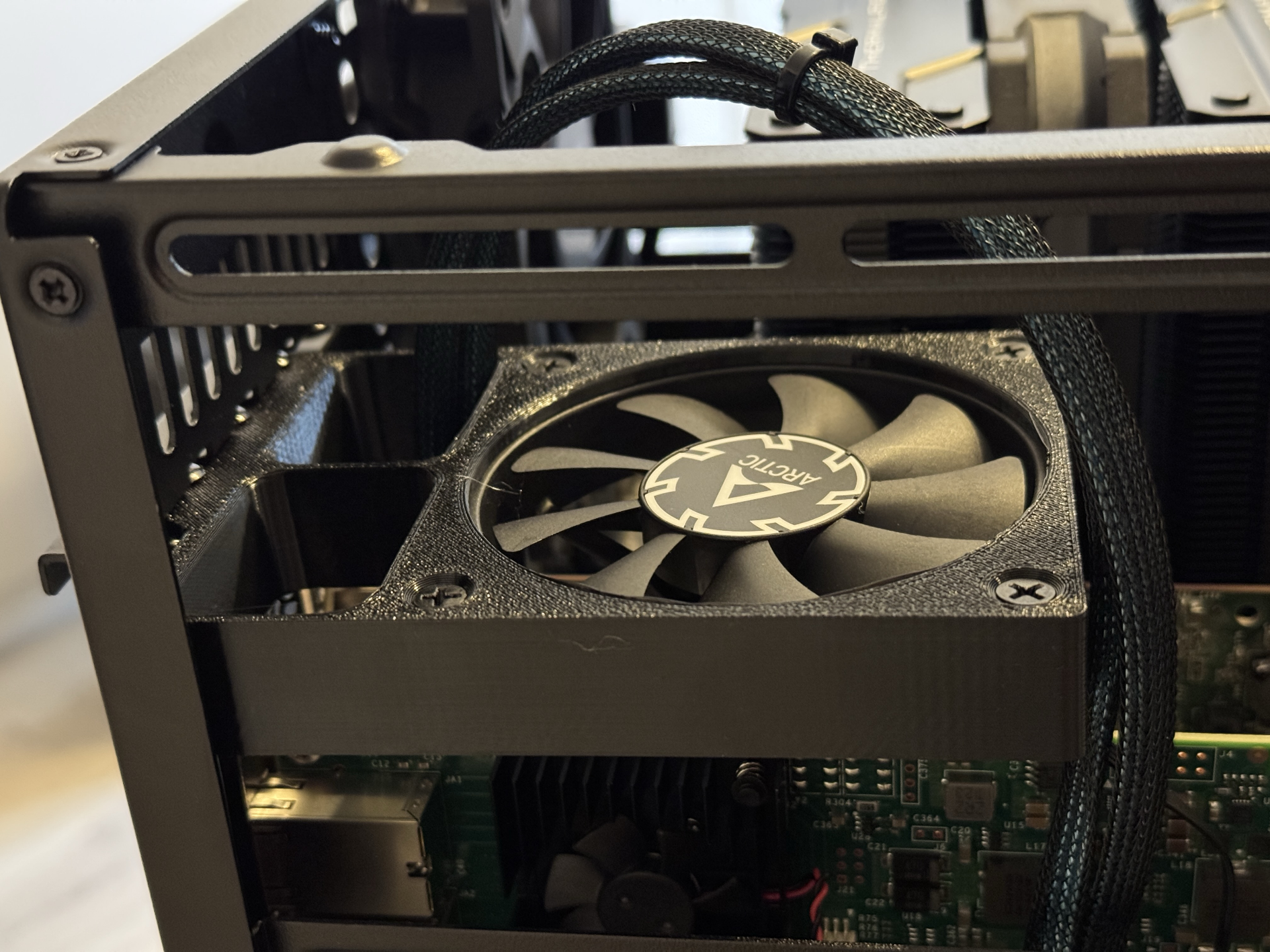 PCI Slot Fan Bracket / Lüfterhalterung (80mm)