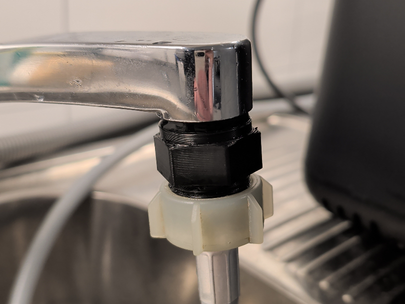 M24x1 male to G3⁄4 (3⁄4" BSP) male faucet adapter